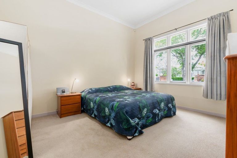 Photo of property in 6 Thames Street, Claudelands, Hamilton, 3214