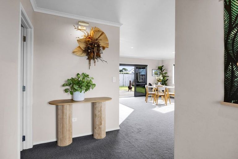 Photo of property in 4 James Drive, Bell Block, New Plymouth, 4312