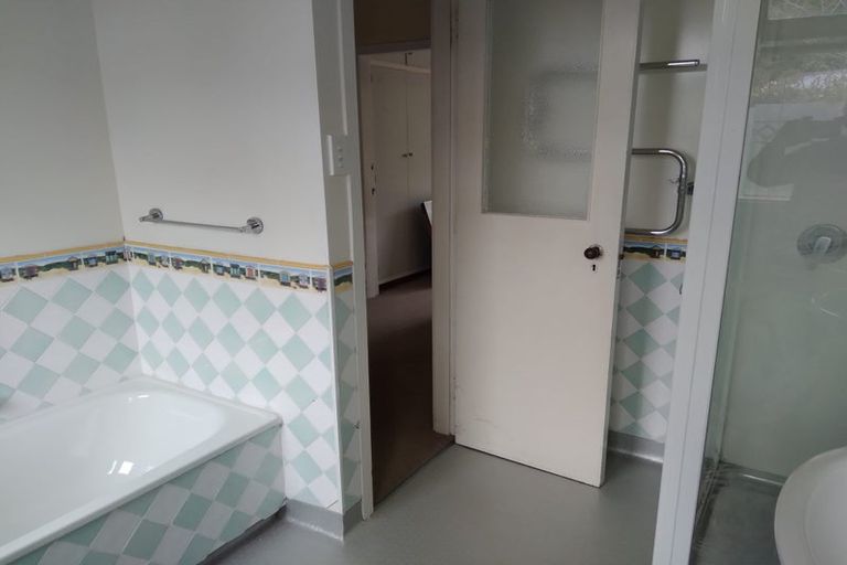 Photo of property in 69 Hansons Lane, Upper Riccarton, Christchurch, 8041