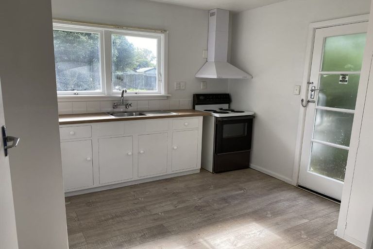 Photo of property in 5/9a Curletts Road, Sockburn, Christchurch, 8042