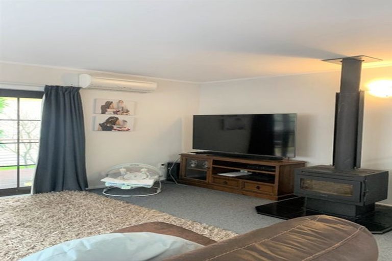 Photo of property in 19 Sunny Grove, Wainuiomata, Lower Hutt, 5014