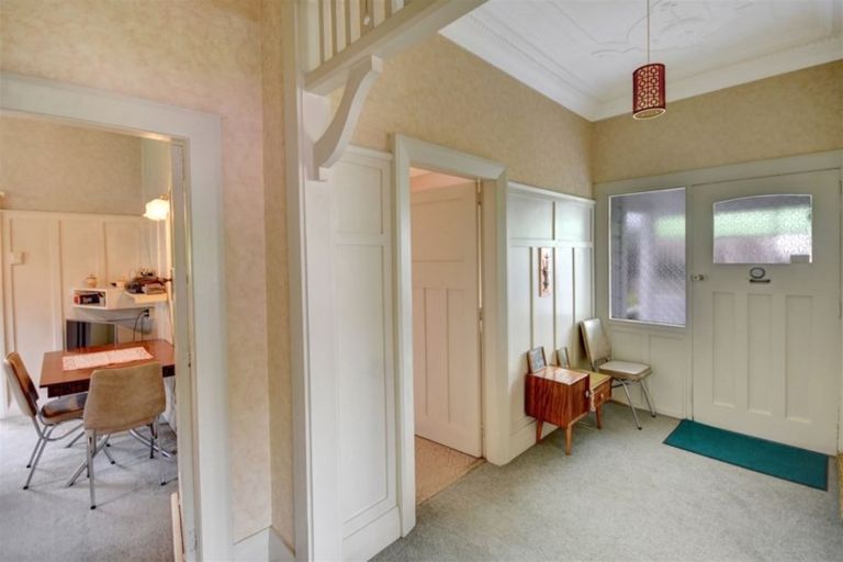 Photo of property in 402 Pine Hill Road, Pine Hill, Dunedin, 9010