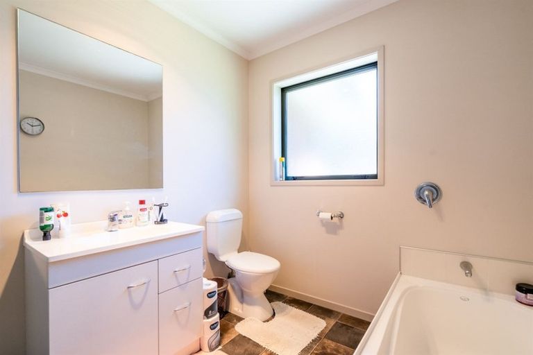 Photo of property in 70 Mcquarrie Street, Kingswell, Invercargill, 9812