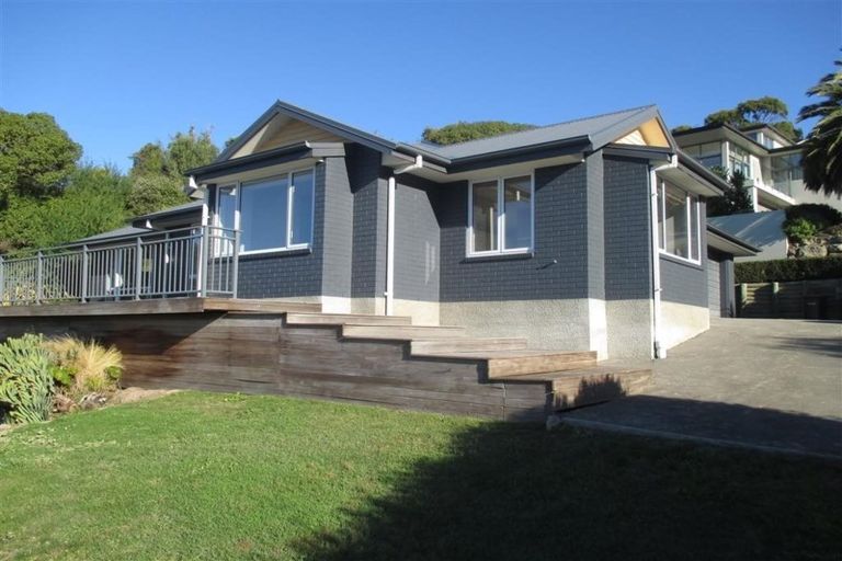 Photo of property in 5 Challenger Lane, Redcliffs, Christchurch, 8081