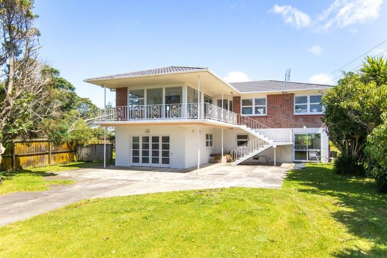 Photo of property in 34 Kohekohe Street, New Lynn, Auckland, 0600