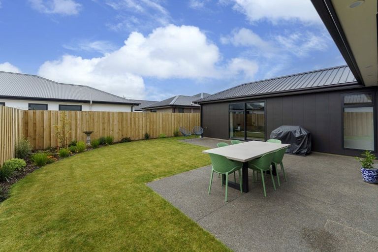 Photo of property in 9 Dallimore Drive, Belfast, Christchurch, 8051