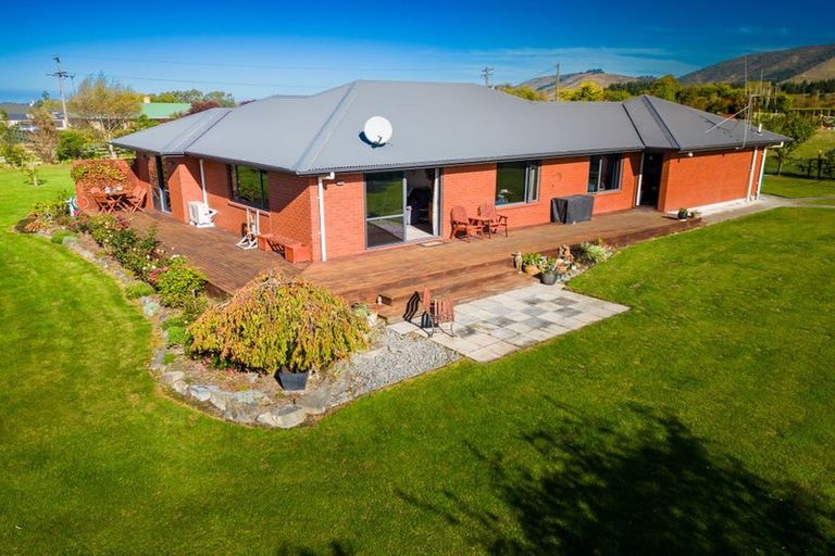 Photo of property in 11 Hunts Road, Waimate, 7978