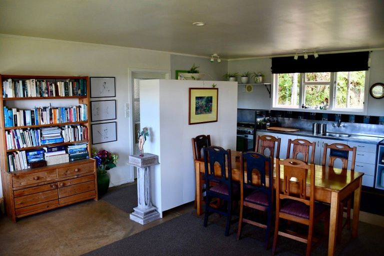 Photo of property in 6 Arapito Road, Karamea, 7893