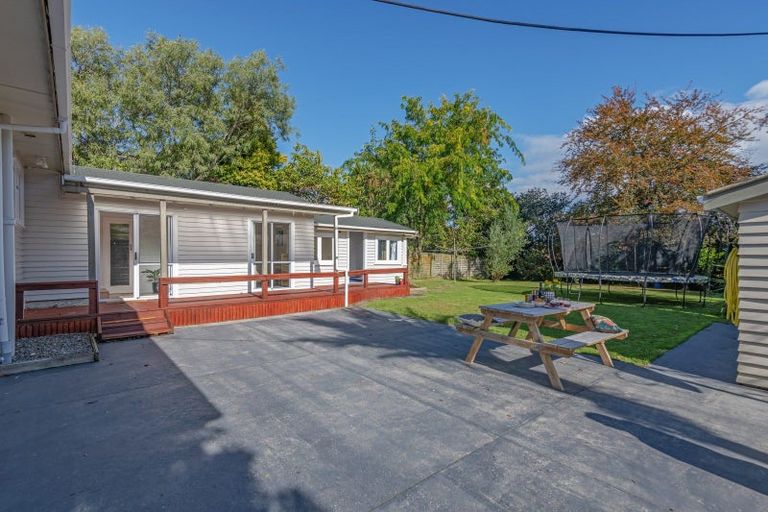 Photo of property in 4 Williams Terrace, Fitzherbert, Palmerston North, 4410
