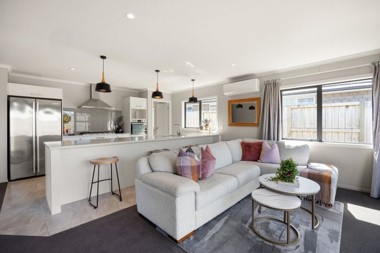 Photo of property in 2 Teatree Close, Huntington, Hamilton, 3210