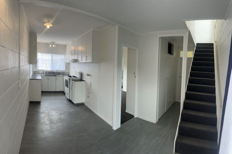 Photo of property in 17 Wolfe Street, Regent, Whangarei, 0112