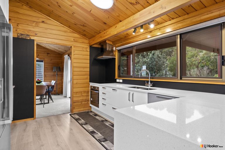 Photo of property in 3 Tuakura Way, The Gardens, Auckland, 2105