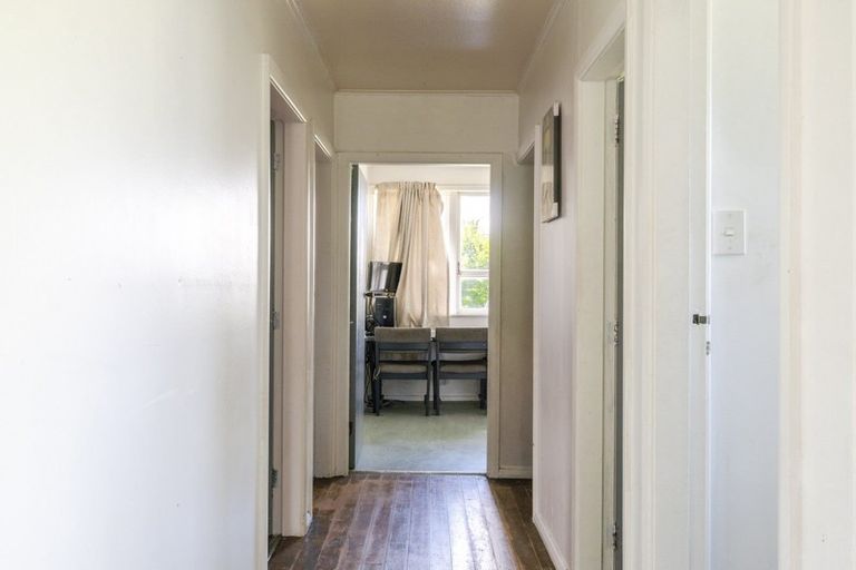 Photo of property in 30 Cambridge Terrace, Kaiti, Gisborne, 4010