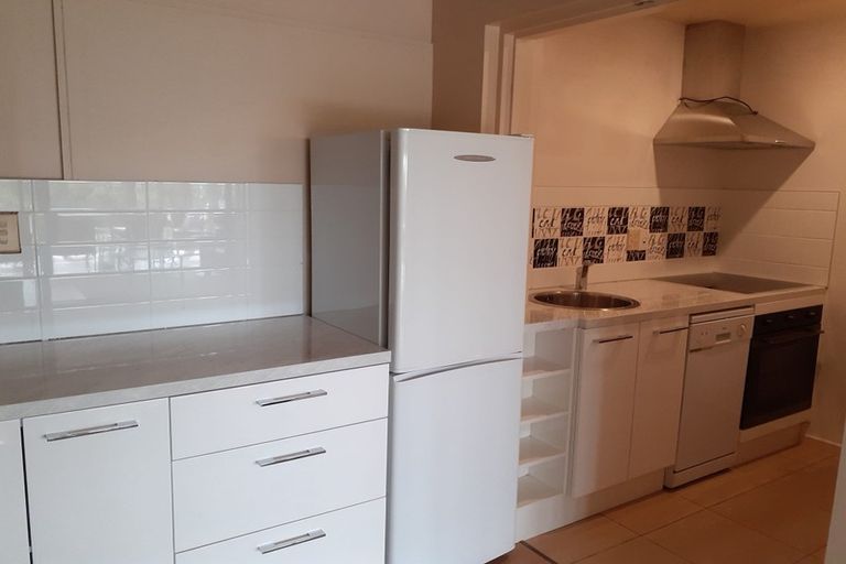 Photo of property in 76 Glenstrae Road, Redcliffs, Christchurch, 8081