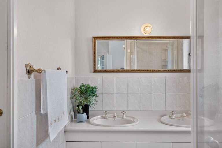 Photo of property in 22a Coleman Terrace, Hospital Hill, Napier, 4110