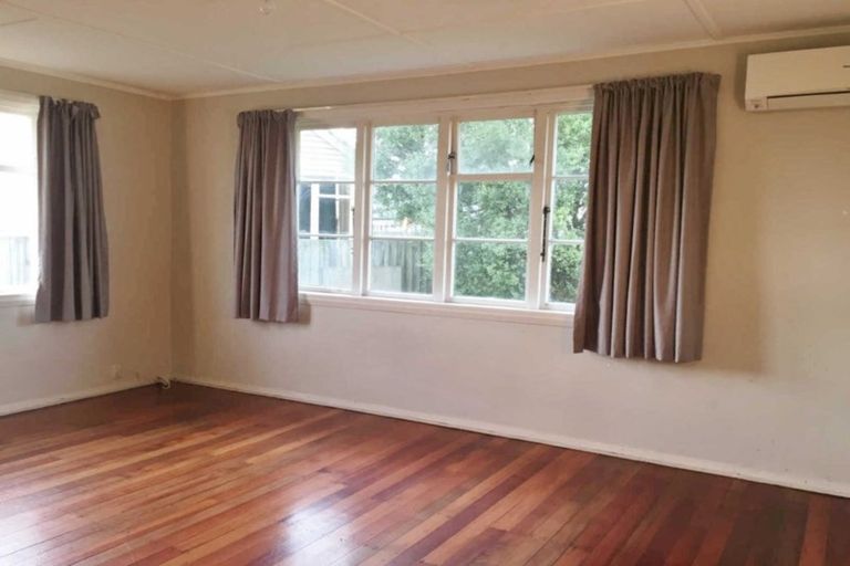 Photo of property in 56 Hoani Street, Northcote, Christchurch, 8052