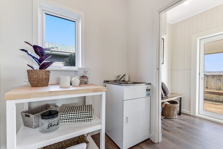 Photo of property in 14a Baverstock Road, Nawton, Hamilton, 3200