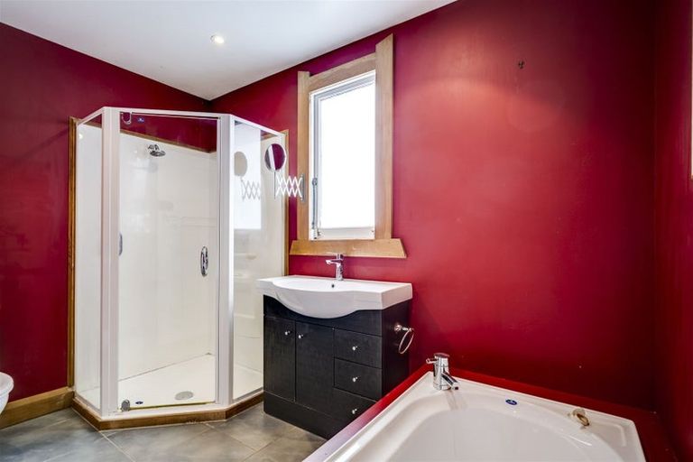 Photo of property in 9 Taradale Road, Marewa, Napier, 4110