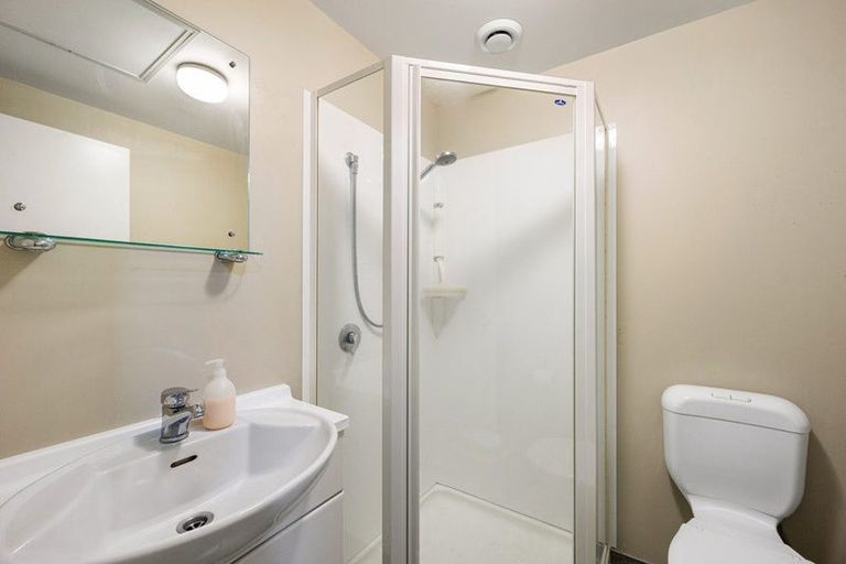 Photo of property in Aitken Street Apartments, 703/5 Aitken Street, Thorndon, Wellington, 6011