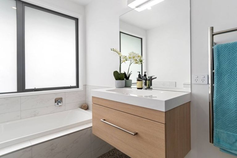 Photo of property in 71 Lynley Park Drive, Omokoroa, 3114