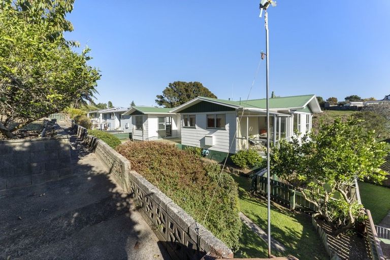Photo of property in 39 Tavistock Street, Westown, New Plymouth, 4310