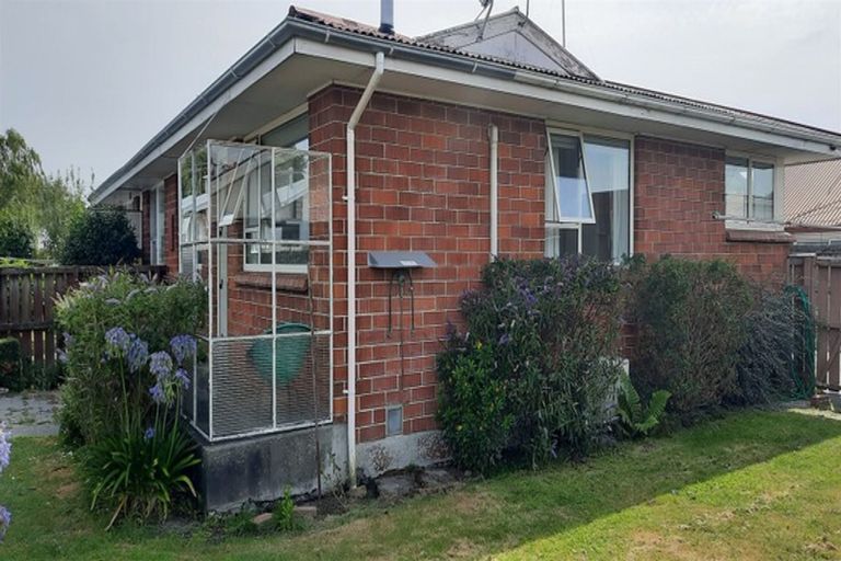 Photo of property in 4/13 Bowen Street, Upper Riccarton, Christchurch, 8041