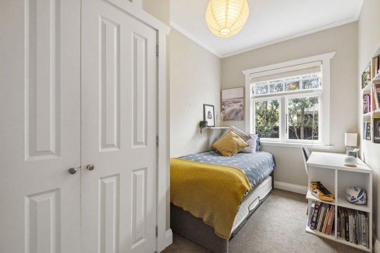 Photo of property in 1/92 Norwood Road, Bayswater, Auckland, 0622