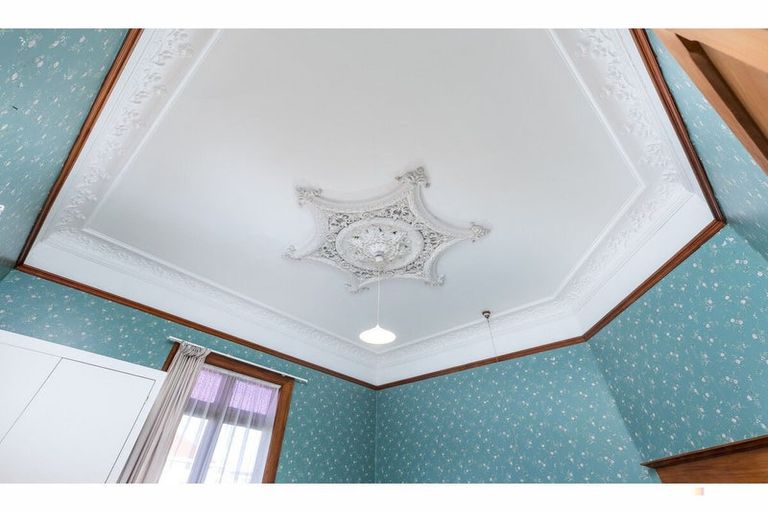 Photo of property in 12 Harris Street, Waimate, 7924