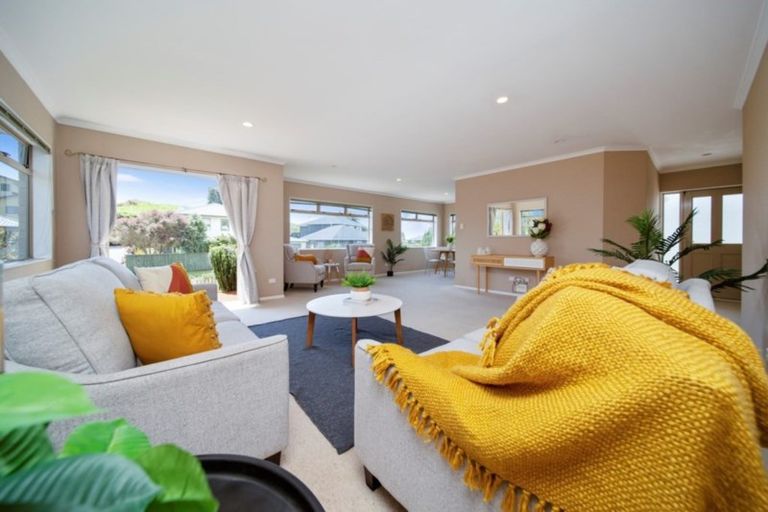 Photo of property in 84 Oranga Street, Westown, New Plymouth, 4310