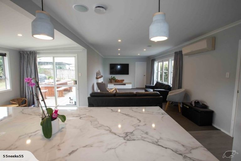 Photo of property in 240 Te Tomo Street, Te Awamutu, 3800