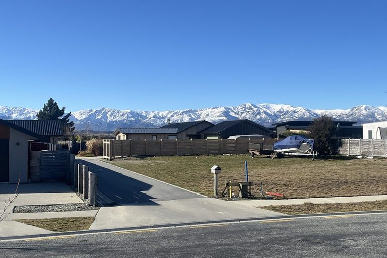 Photo of property in 5 Tahi Street, Albert Town, Wanaka, 9305