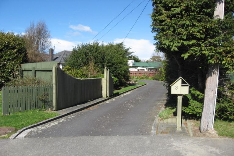 Photo of property in 3 Westminster Road, Wainuiomata, Lower Hutt, 5014