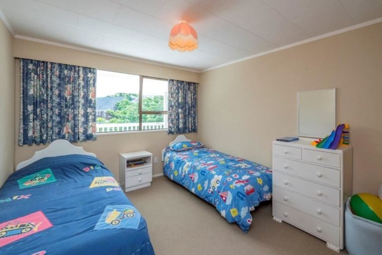 Photo of property in 6 River Glade, Waikanae, 5036