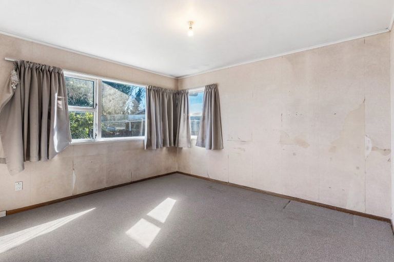 Photo of property in 21 Hobart Crescent, Wattle Downs, Auckland, 2103