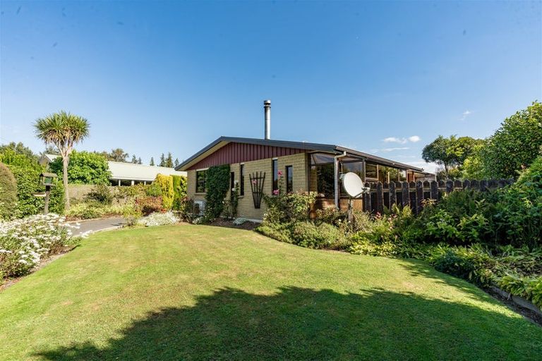 Photo of property in 15 Highgate, Milton, 9220