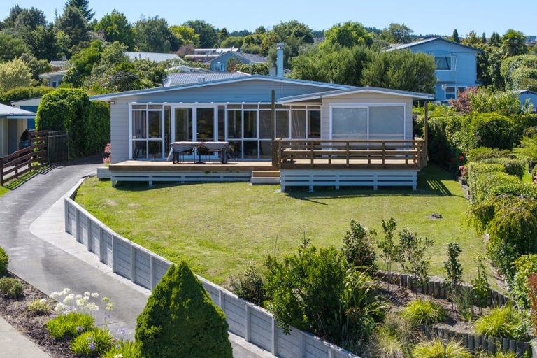 Photo of property in 54 Tremaine Avenue, Two Mile Bay, Taupo, 3330