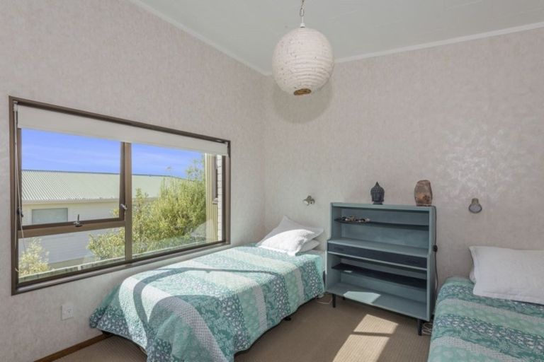 Photo of property in 27 Memorial Drive, Parahaki, Whangarei, 0112