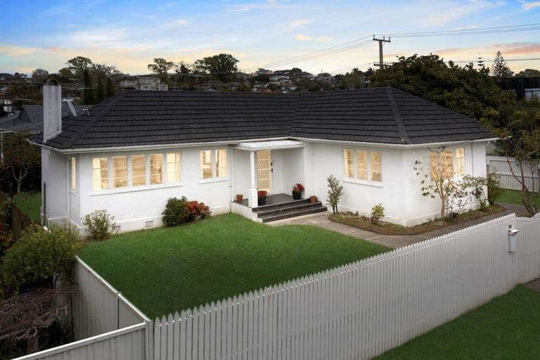Photo of property in 1/91 Nile Road, Milford, Auckland, 0620