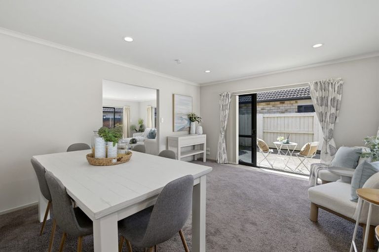 Photo of property in 12 Putaka Place, Papamoa Beach, Papamoa, 3118