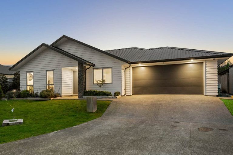 Photo of property in 17 Magnolia Lane, Kaukapakapa, Helensville, 0875