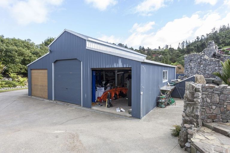 Photo of property in 5 Rewa Rewa Valley, Tairua, 3508