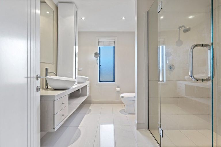 Photo of property in 1 Brinsworth Avenue, West Melton, 7618