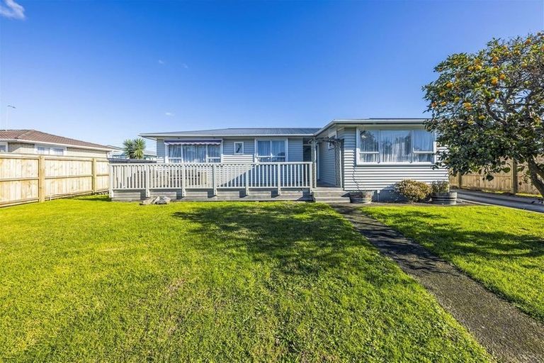 Photo of property in 125 Chichester Drive, Rosehill, Papakura, 2113