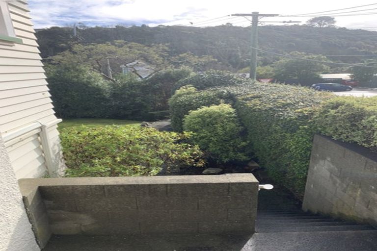 Photo of property in 339 Karori Road, Karori, Wellington, 6012