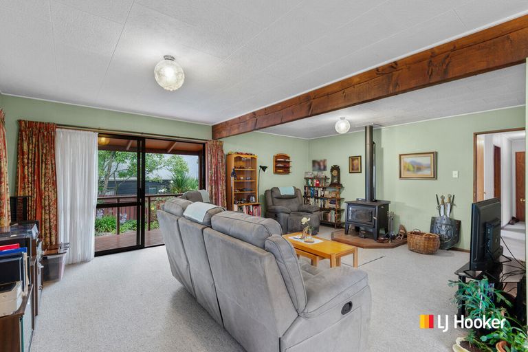 Photo of property in 16 Walton Park Avenue, Fairfield, Dunedin, 9018
