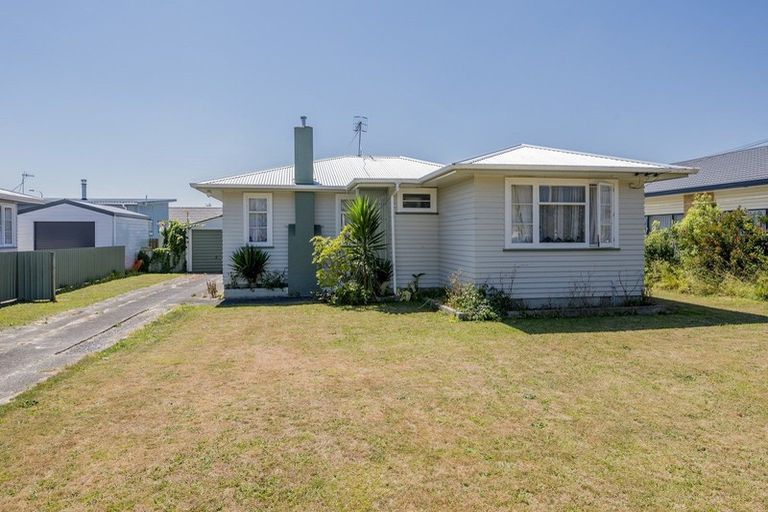 Photo of property in 148 Queen Street West, Levin, 5510