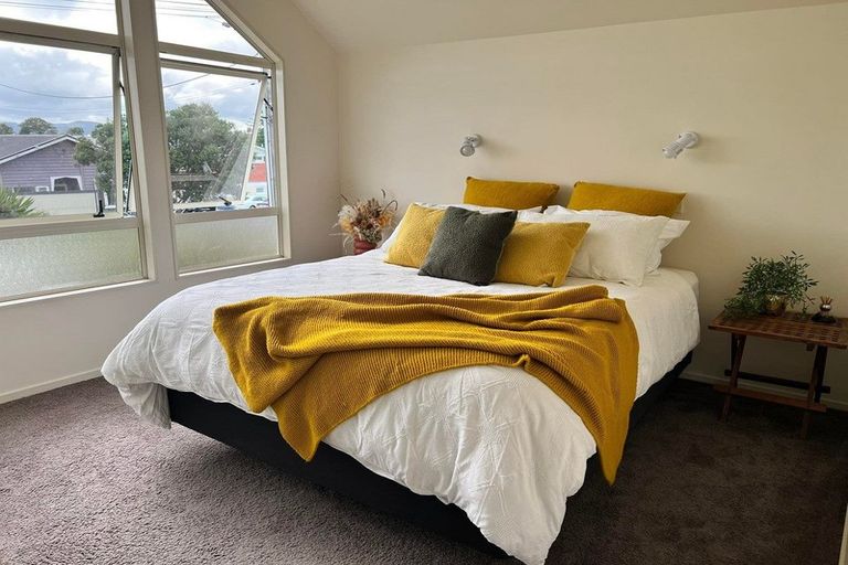 Photo of property in 6 Armstrong Avenue, Woodhill, Whangarei, 0110