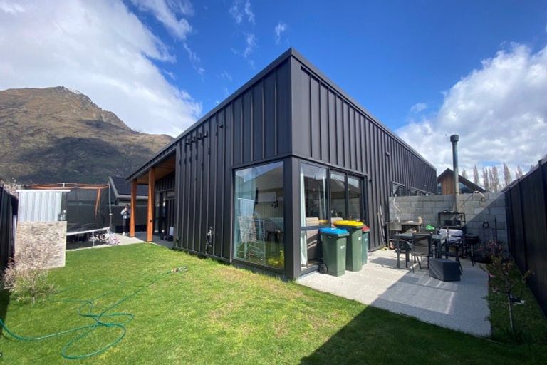 Photo of property in 4 Cumberland Road, Lower Shotover, Queenstown, 9304