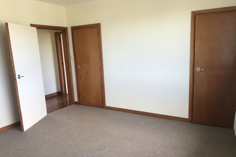 Photo of property in 12 Monowai Road, Johnsonville, Wellington, 6037