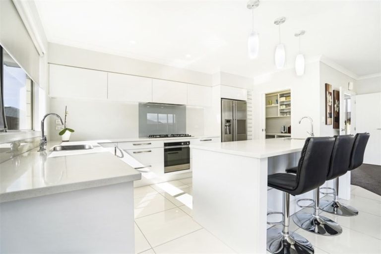 Photo of property in 4 Waltham Place, Rototuna North, Hamilton, 3210